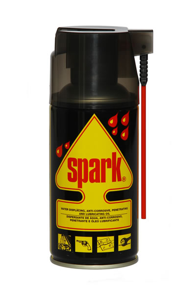 Spanjaard SPARK万能除锈防锈润滑剂能够有效渗透锈迹，分散水分并生成润滑抗腐蚀性保护膜，能有效清洁电气开关设备。